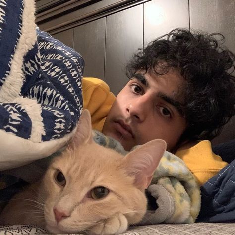 Curtis with his cat piku 😍😄😍 Curtis Waters, Brian May, Rappers, Singers, Instagram Photos, Photo And Video, Instagram Photo, Quick Saves, Instagram