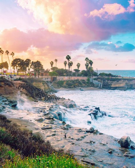 La Jolla Cove at sunset [4000 x 6000] [OC] Laguna Beach House, Ocean Waves Photography, La Jolla Beach, La Jolla California, La Jolla Cove, California Art, Poster Collection, California Beach, California Dreaming