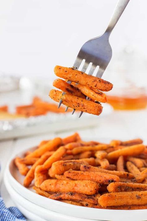 Honey Dijon Carrots, Dijon Carrots, Maple Dijon Roasted Carrots, Glazed Roasted Carrots, Carrots Glazed, Carrots In Oven, Glazed Carrots Recipe, Carrot Chips, Roasted Carrots Recipe