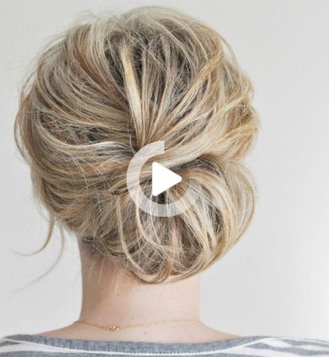 With long weekends and late nights on the horizon, we know that sleeping in is a must this time of the year. To keep your mornings stress-free and your weekends luxurious, we’ve put together 15 lifesaving second-day hairstyles you can fit into any daily routine! #mediumhairstyles Medium Hairstyle, Medium Length Hairstyles, Second Day Hairstyles, Messy Updo, Medium Hairstyles, Work Hairstyles, Pretty Designs, Wedding 2015, Wedding Updo