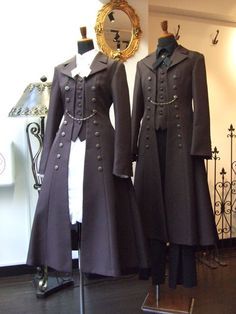 Formal Goth, Geek Girl Fashion, Couple Clothing, Geek Girl, Old Fashion Dresses, Fantasy Dress, Coats And Jackets, Inspired Outfits, Fantasy Fashion