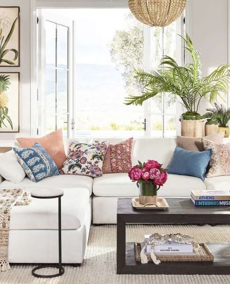 Living Rooms Coastal Couch, Living Room Pottery Barn, Modern And Classic Living Room, Classic Living Room, Small Space Solutions, Living Room Shop, Room Planner, Free Interior Design, Pottery Barn Teen