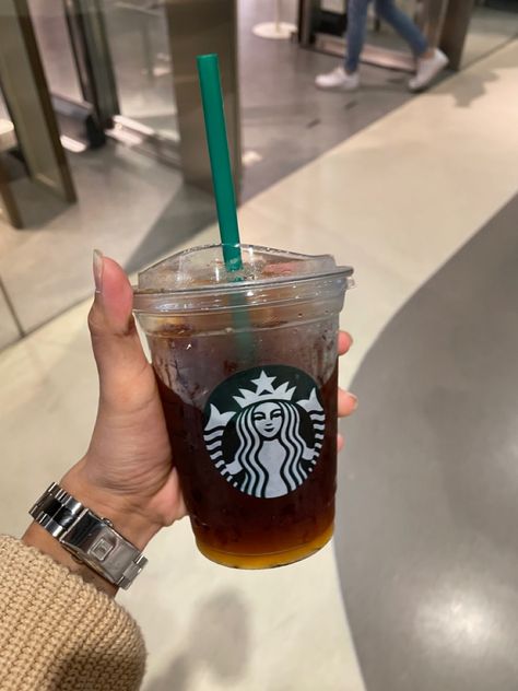 Ice Americano Starbucks, Starbucks Iced Americano, Iced Americano Starbucks, Americano Starbucks, Iced Americano, Starbucks Iced Coffee, Starbucks Iced, Starbucks Iced Coffee Bottle, Coffee Bottle