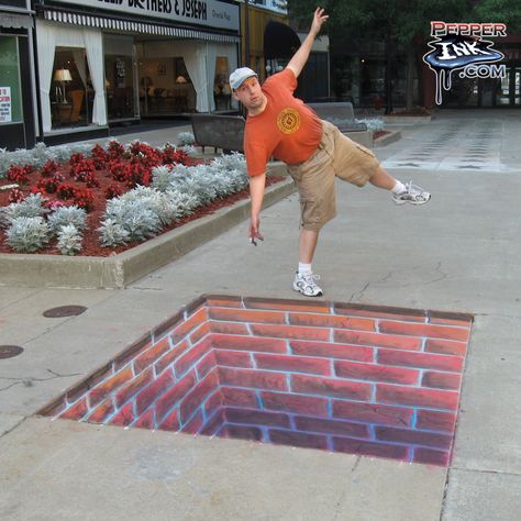 Driveway Chalk, 3d Street Painting, Fun Chalk Art, Street Art Illusions, How To Draw 3d, Draw 3d, 3d Chalk Art, Sidewalk Chalk Art, Sidewalk Art