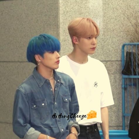 ATEEZ HongJoong & Yunho look so nice together. The height difference. UwU ❤ Skz Height Difference, Yunho And Hongjoong Height, Ateez Height Difference, Yunho Height, Hongjoong And Yunho, Height Difference, Kpop Pics, Ateez Hongjoong, Sans Cute