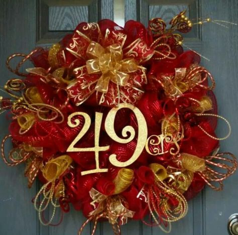 1 more 49er Decorations, 49ers Wreath, 49ers Christmas, Football Team Wreaths, Nfl Crafts, Nfl Wreaths, 49ers Faithful, Swirly Font, Football Wreaths