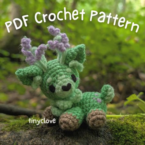 This is a PDF crochet pattern to help you make your own lavendeer plush! This pattern will walk you through from the beginning to the end of the construction of the plush, with plenty of pictures and directions to help you along! You will need to know how to do a slip stitch, half double crochet, single crochet, increase, decrease, chain, make a magic ring and know how to crochet around a chain to complete this pattern. You should also know how to colour change. Please check the listing pictures Deer Amigurumi, Owl Crochet Patterns, Crochet Deer, Beginner Crochet Tutorial, Quick Crochet Patterns, Crochet Dragon, Crochet Leaves, Crochet Pattern Amigurumi, Crochet Amigurumi Free