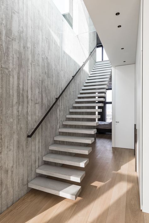 Stairs Cladding, Staircase Outdoor, Open Trap, Concrete Staircase, Contemporary Stairs, Escalier Design, Glass Stairs, Staircase Wall, Stone Stairs