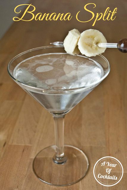 Banana Liqueur, Specialty Drinks, Mix Drinks, Rum Cocktails, Vanilla Vodka, Martini Recipes, Alcohol Drinks, Funny Names, Jello Shots