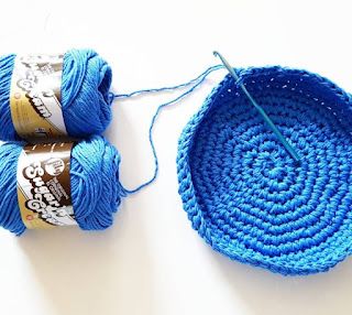 Easy Crochet Basket | OTH Crochet Nook Easy Crochet Basket, Crochet Nook, Easy Crochet Basket Pattern, Yarn Baskets, Knitted Dog Sweater Pattern, Crochet Blanket Stitch Pattern, Modern Knitwear, Scrap Yarn Crochet, Crochet Basket Pattern Free