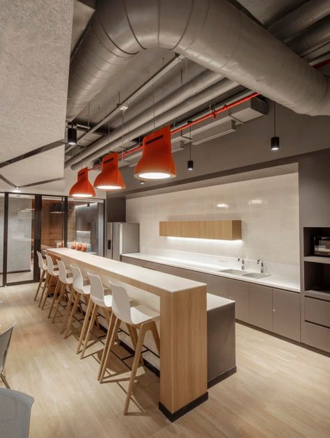 Office Workshop Design, Small Office Cafeteria Design, Office Kitchen Interior Design, Office Pantry Design Corporate, Office Lunchroom Ideas, Staff Break Room Design, Small Office Kitchenette, Corporate Office Kitchen, Office Bar Design