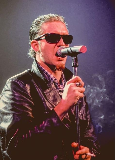 Layne Staley, Sunglasses