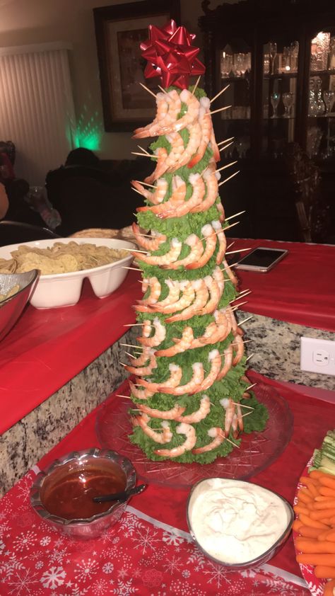 Christmas appetizer Shrimp Tower, Shrimp Tree, Shrimp Christmas, Christmas Shrimp, Christmas Tree Appetizer, Tree Appetizer, Christmas Appetizer, Christmas Appetizers, Christmas Food