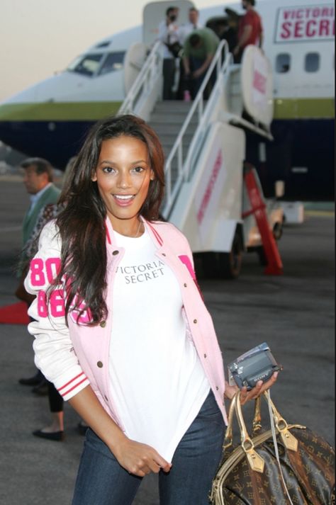 Selita Ebanks, Girl Crushes, Actresses, Couture, How To Wear