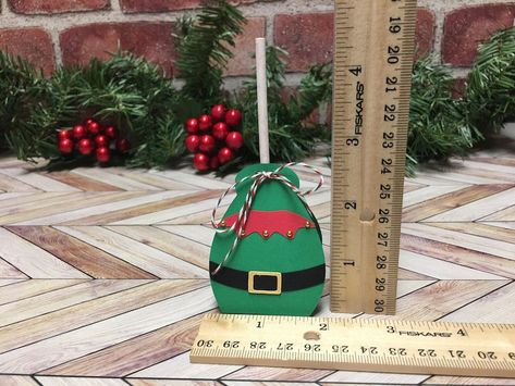 Elf Lollipop Holders, Set of 20, Christmas Party Favors, Christmas Treats, Table Decor, Christmas Favor for Kids, Party Favors - Etsy Elf Party Favors, Elf Lollipop, Treats Table, Party Favors Christmas, Table Decor Christmas, Kids Party Favors, Christmas Favors, Christmas Party Favors, Candy Holder