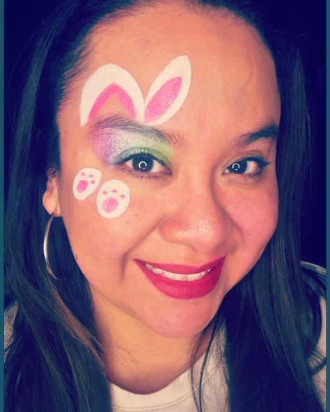 Abby Ascencio's quick Easter bunny Easter Egg Makeup, Easy Easter Face Paint, Easy Easter Face Painting, Bunny Face Paint Easy, Easter Face Painting Ideas, Spring Face Paint, Easter Bunny Face Paint, Easter Bunny Makeup, Easter Face Painting