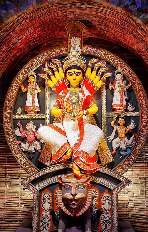 Durga Ji Full Hd, Ganpati Photo, Bharatanatyam Poses, Ma Durga, Book Cover Design Template, Durga Ji, Durga Picture, Terracotta Art, Paper Art Design