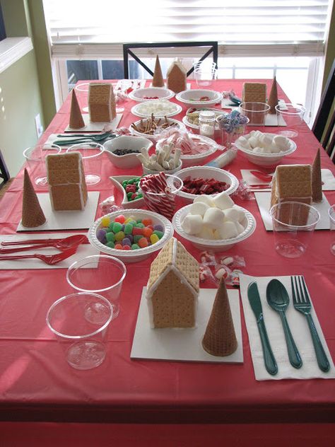 Gingerbread House Decorating Play Date Homemade Gingerbread House, Christmas Pajama Party, Gingerbread House Parties, Gingerbread Party, Gingerbread House Decorations, Family Christmas Party, Kids Christmas Party, Christmas Play, 4 December