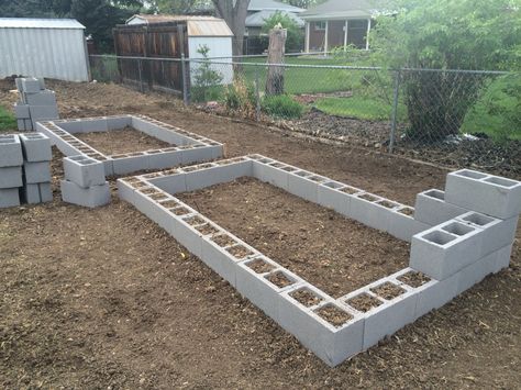 Finally started my above ground garden. Take the time to level your first course. Very important! Takes some time to do right. Above Ground Garden, Ground Garden, Vegetable Garden Beds, Cinder Block Garden, Floating Deck, Cinder Block, Yard Ideas, Garden Beds, Vegetable Garden