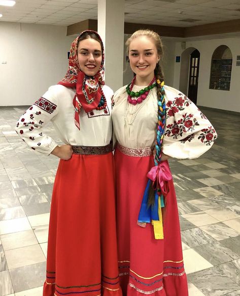 Russia Traditional Dress, Europe Traditional Clothes, Slavic Culture Traditional Clothes, Russian Traditional Clothing Women, Russian Cultural Clothing, Russia Traditional Clothes, Slavic Traditional Clothes, Russian Culture Aesthetic, Russia Dress