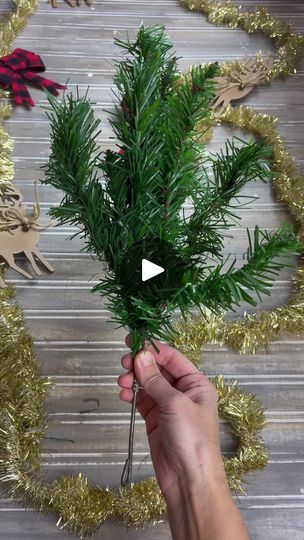 Repurposed Artificial Christmas Tree, Upcycle Artificial Christmas Tree, Recycled Christmas Tree Ideas, Repurposed Christmas Tree, Old Christmas Tree, Recycled Christmas Tree, Faux Christmas Trees, Christmas Tree Branches, Craft Decor