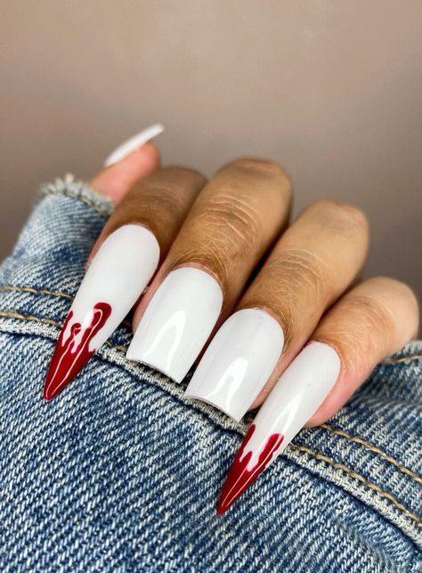 Vampire Nails, Horror Nails, Goth Nails, Dope Nail Designs, Her Nails, Nagel Inspo, Halloween Nail Designs, Beauty Nail, Fire Nails