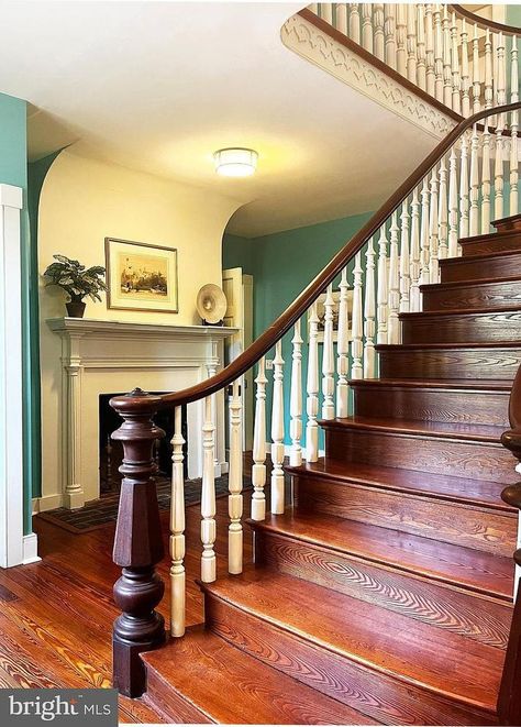 c. 1760 Colonial For Sale in Chestertown, Maryland - OldHouses.com Curved Stairway, Brick Garage, Chestertown Maryland, Kitchen Color Scheme, Brick Driveway, Chesapeake Bay Bridge, Vibrant Kitchen, Landscape Mural, Grand Entry