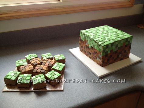 Giant Minecraft grass block - for Blaise's birthday party Minecraft Block Cake, Minecraft Themed Party, Minecraft Grass Block, Minecraft Creeper Cake, Creeper Cake, Grass Cake, Grass Block, Fondant Smoother, Minecraft Birthday Cake