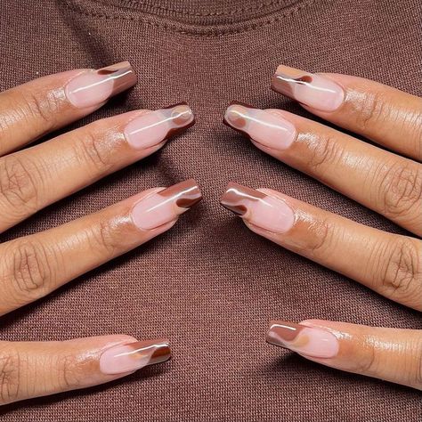 Medium Nails Inspiration, Nails On Black Women, Nails Black Women, Brown Acrylic Nails, Henna Nails, Brown Acrylic, Nails Inspired, Subtle Nails, Fancy Nails Designs