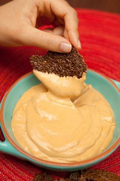 Raw Nacho "Cheese" Dip: 1 cup cashews 1/3 cup chopped red bell pepper ¼ water, if using soaked cashews, 1/3 if unsoaked 2 tablespoons lemon juice 2 tablespoons nutritional yeast 1 clove garlic 1/2 teaspoon chili powder ½ teaspoon sea salt 1/8 teaspoon ancho chili pepper (optional) Nacho Cheese Dip, Vegan Nacho Cheese, Earth Food, Nachos Cheese Dip, Raw Cheese, Vegan Nachos Cheese, Superbowl Sunday, Raw Snacks, Vegan Nachos