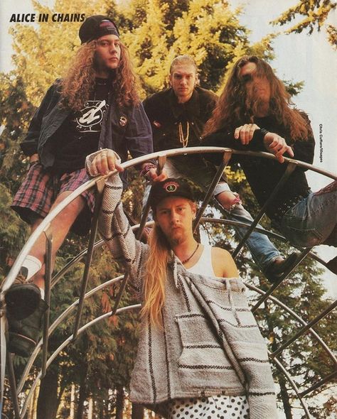 Stone Photoshoot, Mike Inez, Mike Starr, Mad Season, Rolling Stone Magazine, Temple Of The Dog, Jerry Cantrell, Layne Staley, Grunge Band