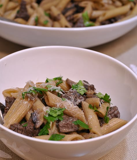 This leftover prime rib pasta has chunks of medium rare roast beef tossed with bow tie pasta in a creamy, red wine mushrooms sauce. Prime Rib Pasta, Best Vodka Sauce, Red Wine Mushrooms, Steak And Pasta, Wine Mushrooms, Mushrooms Sauce, Leftover Prime Rib Recipes, Applebees Recipes, Prime Rib Recipes