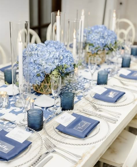 Blue And White Tablescapes, Blue And White Table Setting, White Engagement Party, Blue Table Settings, Dinner Centerpieces, Blue White Weddings, Something Blue Bridal, White Bridal Shower, Blue Bridal Shower