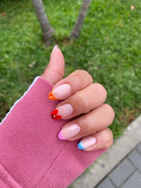 Mexican Nails Simple, Nails Acrylic Bad Bunny, Short Bad Bunny Nails, Bad Bunny Nails Short, Bad Bunny Acrylic Nails, Bad Bunny Inspired Nails, Bad Bunny Nail Ideas, Bad Bunny Nails, Mexican Nails