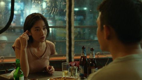 Burning 2018, Jeon Jong-seo, Yoo Ah In, Asian Film, Movie Shots, Film Grab, Film Inspiration, Cinematic Photography, 인물 사진