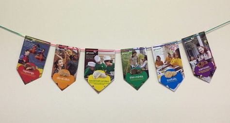 Recycled Cookie Box Banner. Recycle Girl Scout cookie boxes into a cookie banner.Directions available at MakingFriends®.com Girl Scout Levels, Girl Scout Mom, Girl Scout Cookies Booth, Girl Scout Cookie Sales, Girl Scout Troop Leader, Butter Shortbread, Brownie Girl Scout, Scout Mom, Girl Scout Daisy