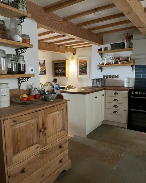 Weavers Cottage, Scaffold Board Shelves, Shelves In The Kitchen, Period Living, Flea Market Style, Scaffold Boards, Tulip Bulbs, Exposed Beams, English Country House