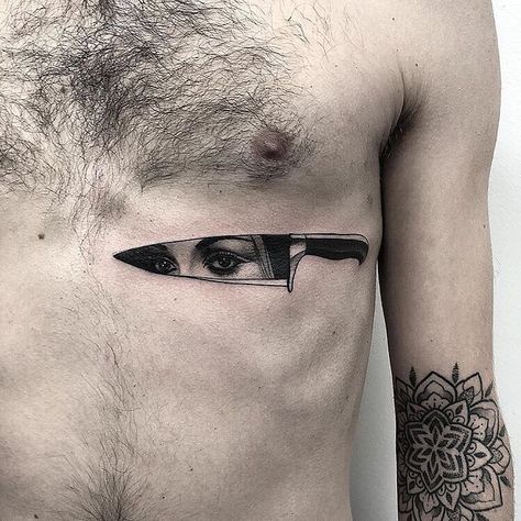 43 Gorgeous Minimalist Tattoo Ideas for Body Art!; minimalist tattoo ideas; minimalist tattoo men; minimalist tattoo design; minimalist tattoos buzzfeed; minimalist tattoos with meaning  #minimalist #minimalisttattoos #tattoos #tattoodesigns #inkedbabes #tattooedwomen #sleevetattoos #bodyart #inked #tattooidea Tattoo Men Minimalist, Minimalist Tattoo Men, Tattoo Artist Aesthetic, Tattoo Ideas Minimalist, Gotik Tattoo, Minimalist Tattoo Meaning, Tatuagem Masculina Pequena, Minimalist Tattoo Ideas, Typography Tattoo