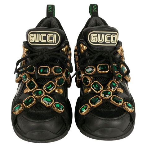 Gucci - (Made in Italy) Shoes model Flashtrek size 37 Additional information: Dimensions: Size 37 Condition: Good condition Seller Ref number: CH54 Gucci Christmas, Italy Shoes, Shoes Model, Rose Gold Hardware, Elizabeth Taylor, Gucci Black, Grace Kelly, Gucci Shoes, Leather Lace