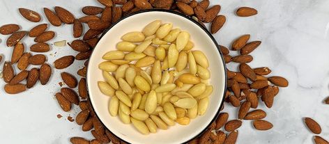 How To Peel (Blanch)Almonds Blanched Almonds, Gourmet Food, Gourmet Recipes, Food Blog, Healthy Snacks, Almond, Let Me, Snacks