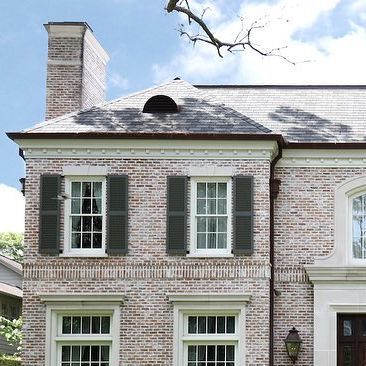 Old Texas Brick on Instagram: "Old Bayou by OTB  #classiccollection #hamdmadebrick #oldtexasbrick #houston" Old Texas Brick Old Bayou, Oakton Brick House, Old Bayou Brick, Old Jackson Brick Exterior, Old Texas Brick, Brick Exteriors, Red Brick Exteriors, Brick Homes, Chicago Brick