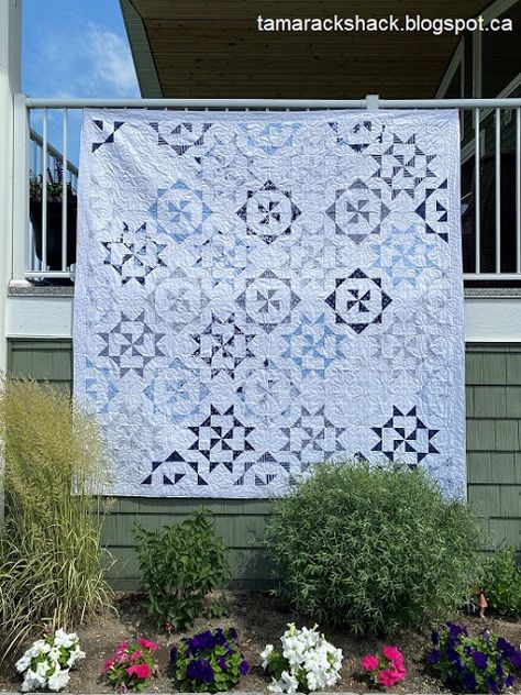 Petite Antique Lace Quilt Pattern, Antique Lace Quilt, Antique Lace Quilt Pattern, Heirloom Quilt Patterns, Wedding Quilt Ideas, Neutral Quilts, Lace Quilt, Pinwheel Quilts, Creative Quilting