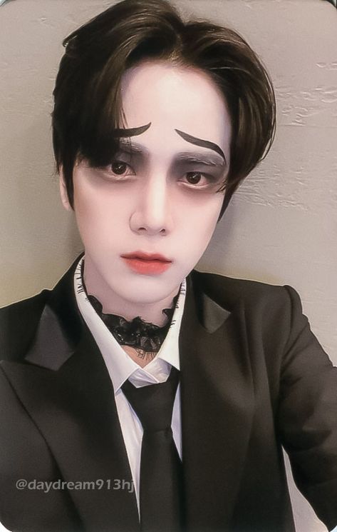 The Boyz Younghoon, Kim Younghoon, The Boyz, Pop Group, Photo Cards, Halloween Face Makeup, Nose Ring, On Twitter, Halloween