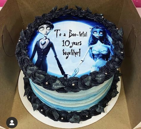 Unusual Cakes, Nightmare Before Christmas Cake, Vintage Party Ideas, Pasteles Halloween, Scary Cakes, Tim Burton Corpse Bride, Bride Birthday, Brides Cake, Gemini Birthday