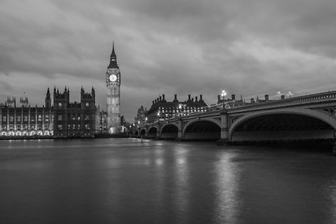 London Clock Tower, London Clock, Houses Of Parliament, Photography Guide, Take Better Photos, London Photography, Tower Of London, Great Photographers, Photography Prints Art