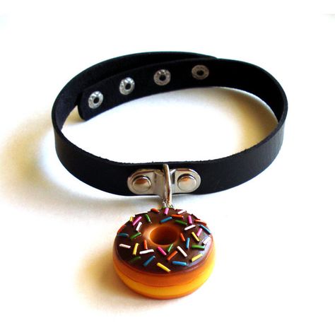 Pink Donut Necklace, Large Doughnut Choker Necklace, Pastel Goth... (170 NOK) ❤ liked on Polyvore featuring jewelry, necklaces, goth necklace, pastel goth necklace, pink jewelry, choker jewellery and choker necklace Gothic Necklaces, Pink Choker Necklace, Necklaces Pink, Donut Necklace, Gothic Choker Necklace, 90s Choker, Kawaii Necklace, Choker Jewellery, Pastel Jewelry