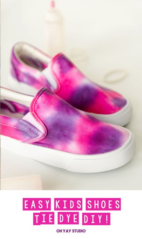 SUPER EASY kids shoes tie dye DIY! Tie Dye Canvas Shoes, Tie Dye Sneakers Diy, How To Tie Dye Shoes, Diy Tie Dye Vans, White Vans Painted Shoes Ideas, Diy Tie Dye Shoes, Tye Dye Shoes, Dye Canvas Shoes, Easy Tie Dye