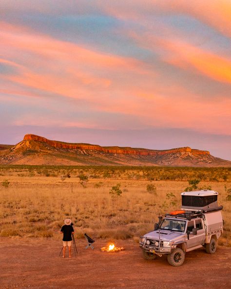 Road Trip Around Australia, Best Places In Australia, Travel Around Australia, Travelling Around Australia, Australia Outback Aesthetic, Australian Outback Aesthetic, Outback Lifestyle, Australia Hiking, Australia Adventure