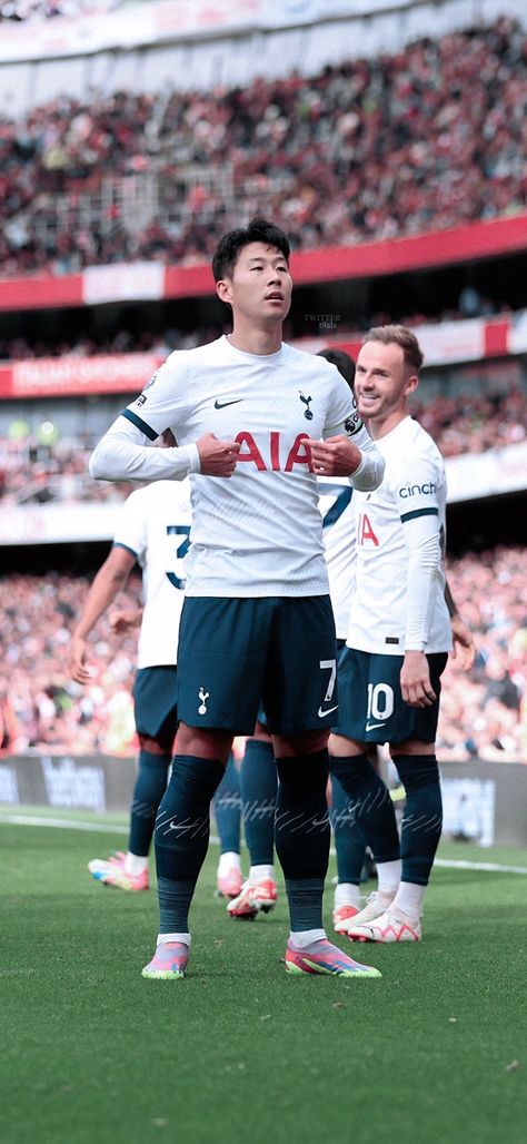 Spurs Tottenham Wallpaper, The Beautiful Game Football, Tottenham Hotspur Wallpaper, Football Wallpaper Iphone, Tottenham Football, Football Youtube, Soccer Wallpapers, Tottenham Hotspur Players, London Football