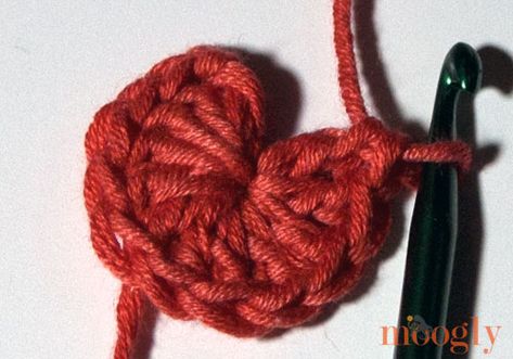 Learn how to crochet the Chainless Starting Double Crochet in the Magic Ring… Knitting Knowledge, Magic Circle Crochet, Start Crocheting, Crochet Tips, Crochet Youtube, Magic Ring, Magic Circle, Crochet Stitches Tutorial, Crochet Instructions